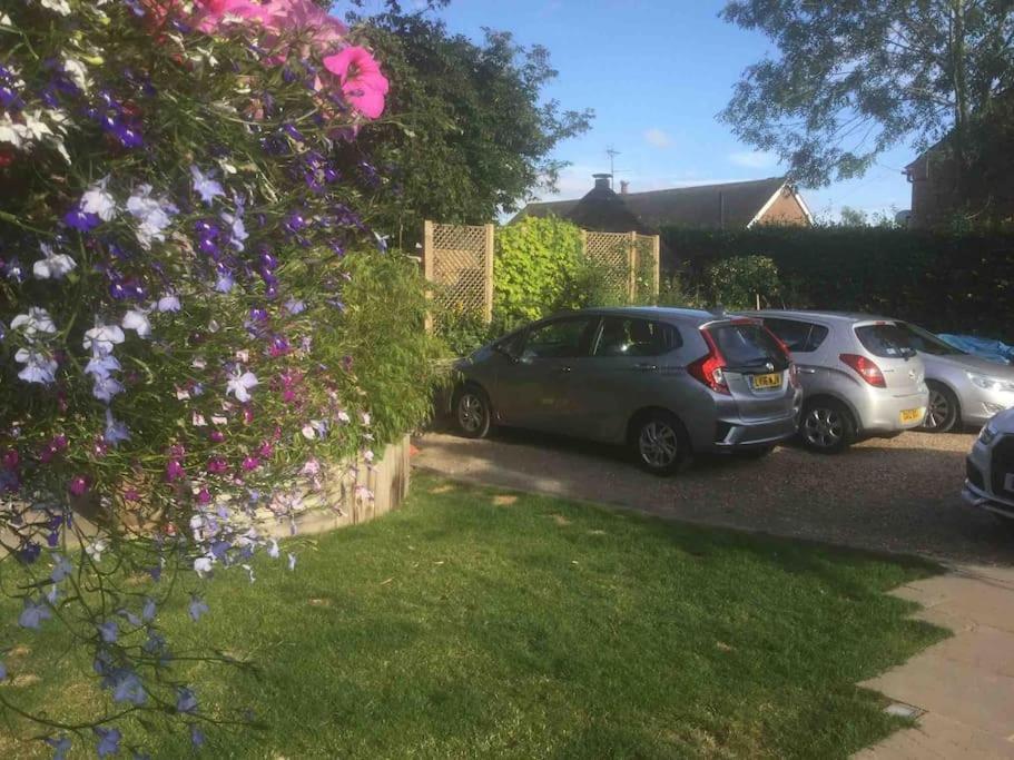 Henwick House Beautiful Flat,Private Parking, Short Walk To Town Lejlighed Ludlow Eksteriør billede